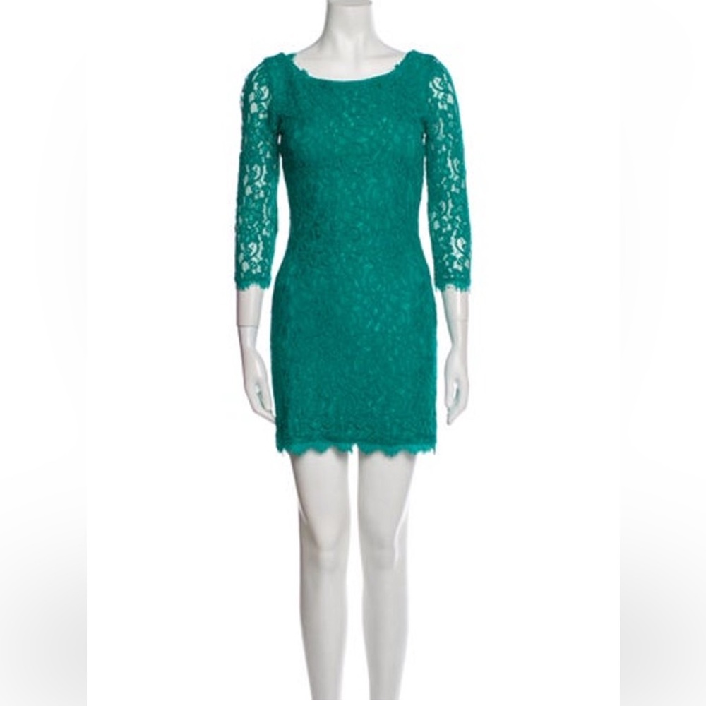 Diane von Furstenberg Green Sheath Lace Dress